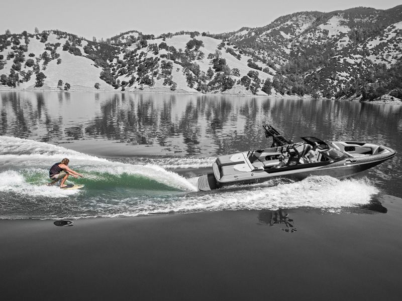 zachstovall.com
+1 407-492-8774
1877 Karolina Ave.
Winter Park, FL 32789 wakesurfing boat