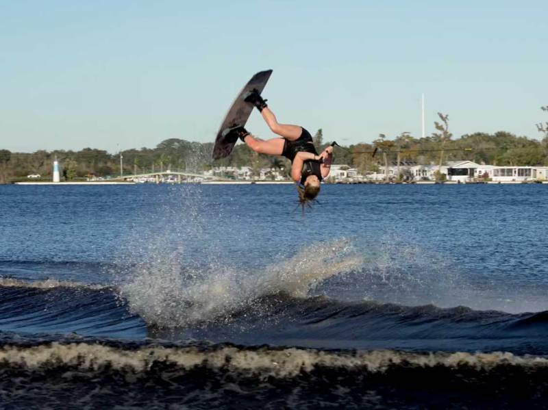 WKB324-Backroll-Taylor-M Taylor McCullough backroll tips