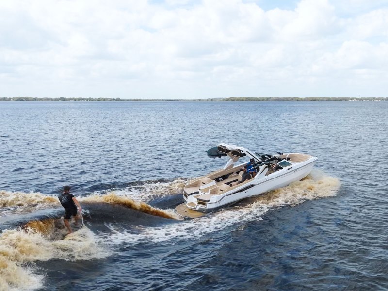 BTG425-MC-Xstar-23 MasterCraft XStar 23