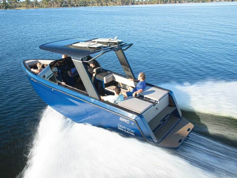 Arc Sport cruising around the lake