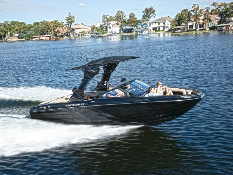 BTGBG26-WSP-Centurion-Ri245-01 Centurion Ri245 on a lake