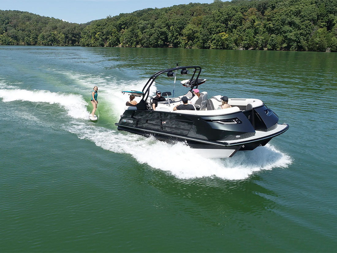 2026 Montara EVO wakesurfing