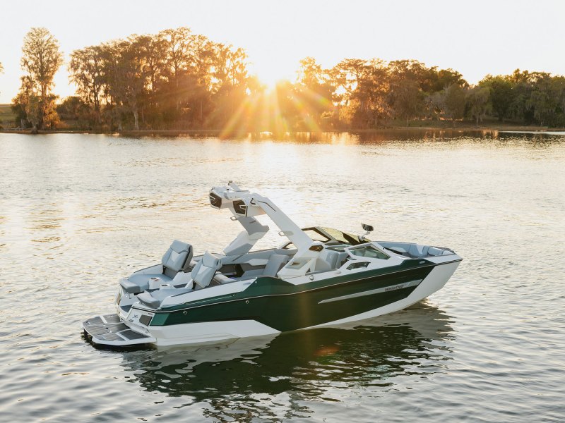 MasterCraft X23 at sunrise